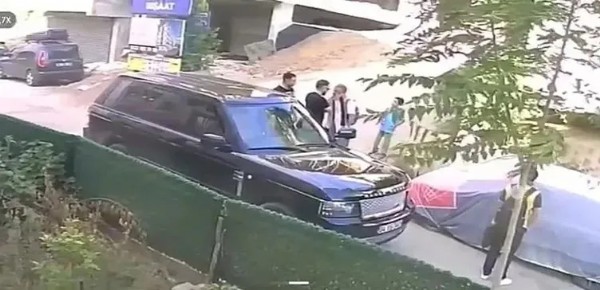 Çocuklarının gözünün önünde babaya tokat atmıştı! Aynı gün başkasını da silahla tehdit etmiş